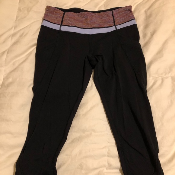 Lululemon crop leggings size 6 - Picture 1 of 4